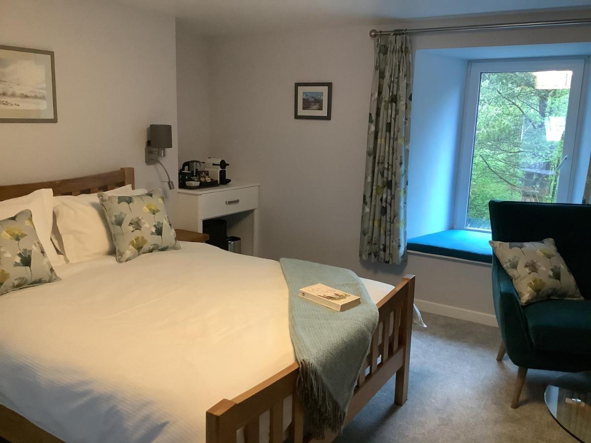 Little London Bed & Breakfast And Glamping Pod Hotel Abercraf Exterior photo