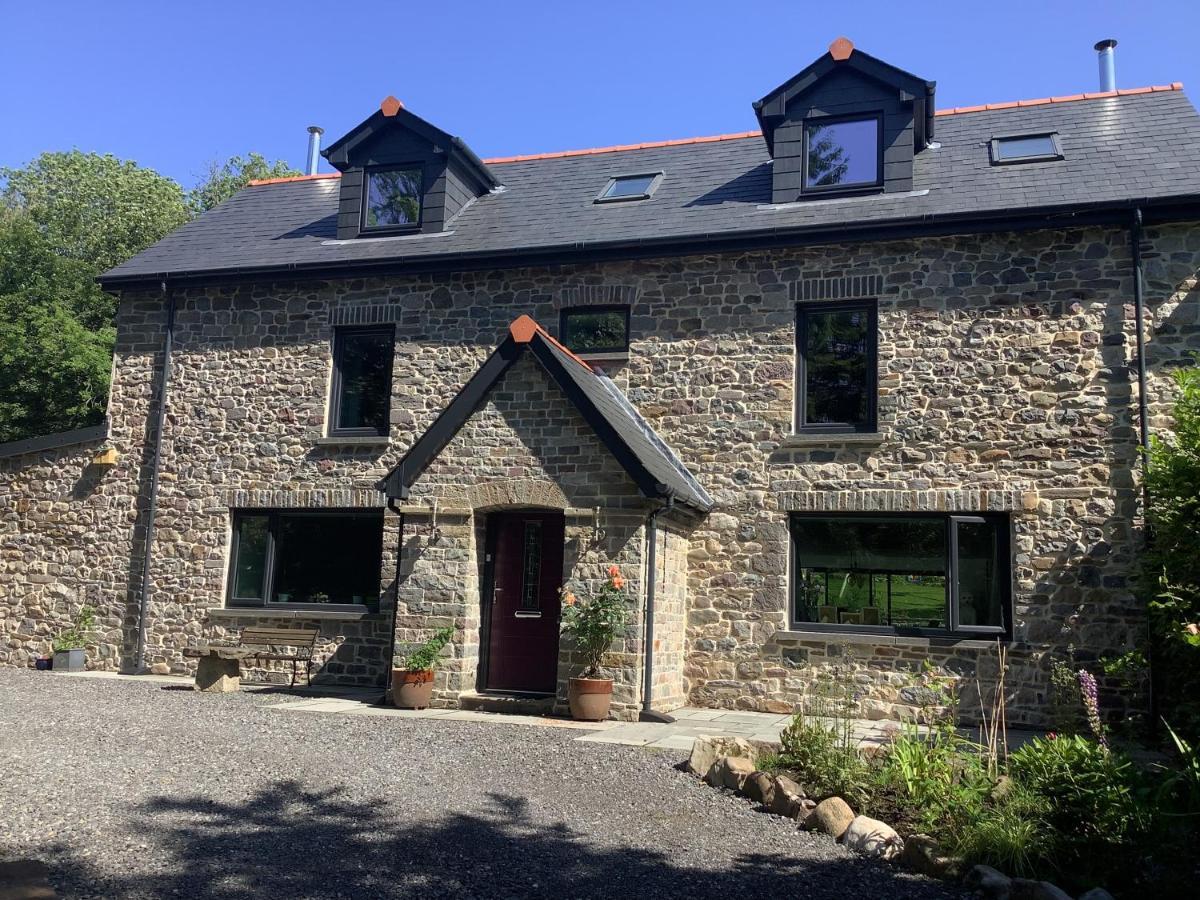Little London Bed & Breakfast And Glamping Pod Hotel Abercraf Exterior photo