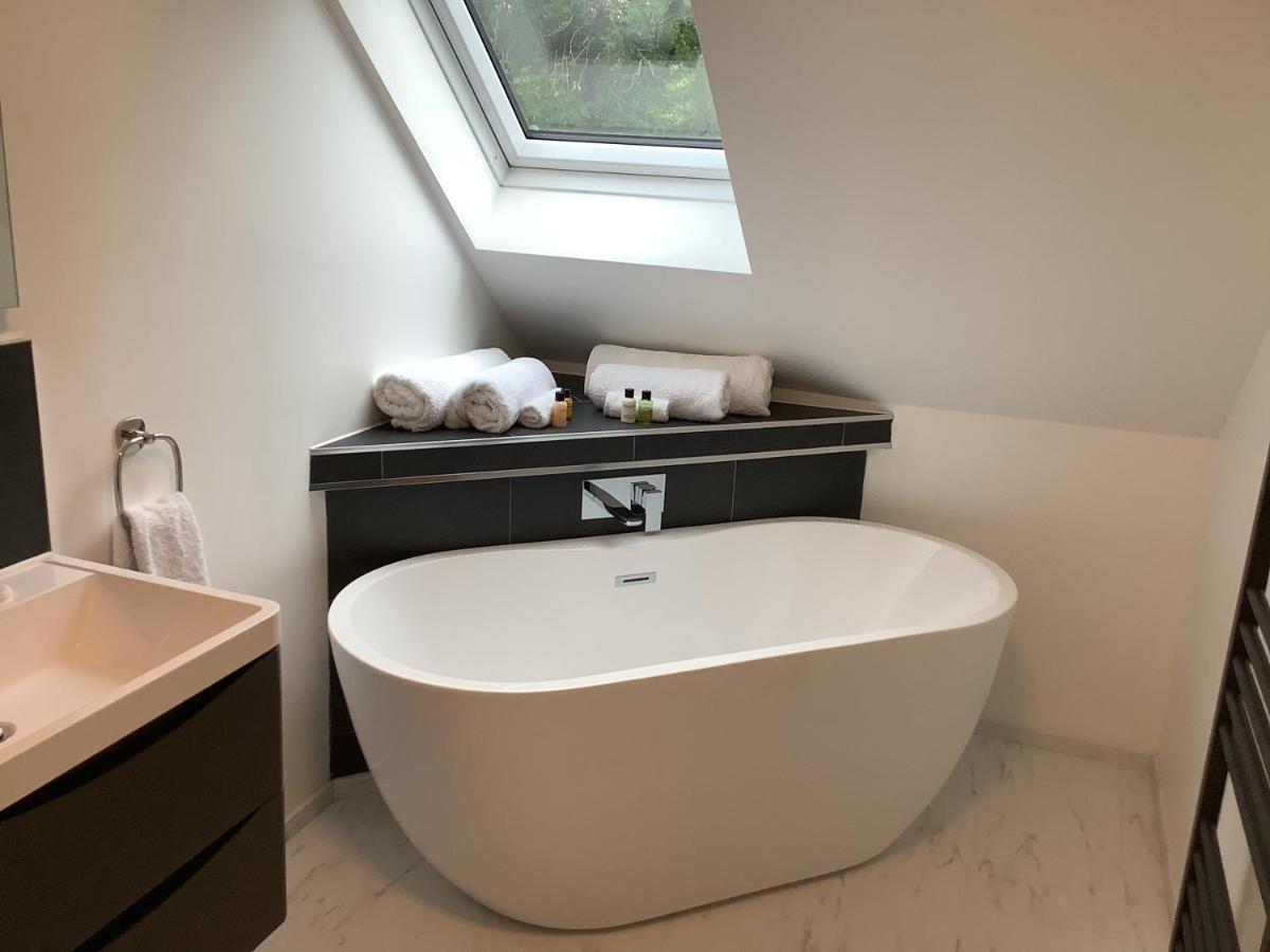 Little London Bed & Breakfast And Glamping Pod Hotel Abercraf Exterior photo